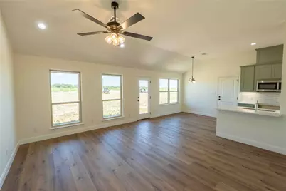 507 Crusher Road, Jacksboro, TX 76458 - Photo 22