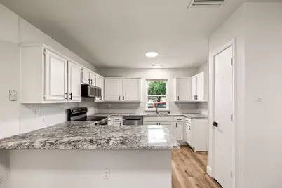 2403 Beverly Hills Lane, Mesquite, TX 75150 - Photo 10