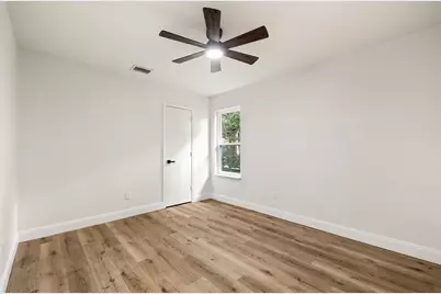 2403 Beverly Hills Lane, Mesquite, TX 75150 - Photo 22