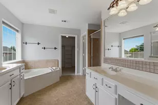 1117 Apache Lake Dr, Carrollton, TX 75010 - Photo 30