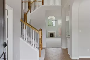 1117 Apache Lake Dr, Carrollton, TX 75010 - Photo 2