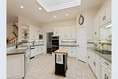 3525 Gary Drive, Plano, TX 75023 - Photo 8