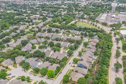 913 Honeysuckle, Grapevine, TX 76051 - Photo 38