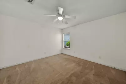 913 Honeysuckle, Grapevine, TX 76051 - Photo 28