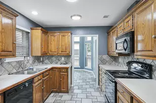508 Castlegate St, Howe, TX 75459 - Photo 6