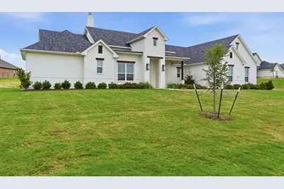 815 Wind River Pass, Azle, TX 76020 - Photo 2