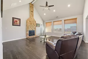 25275 Williams Dr, Justin, TX 76247 - Photo 8