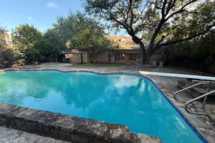 6911 Gateridge Dr, Dallas, TX 75254 - Photo 2