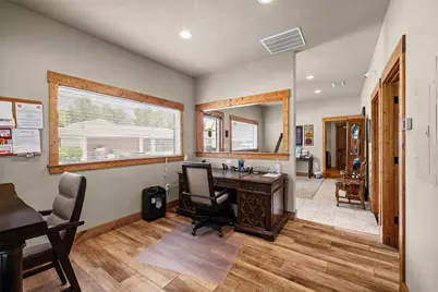 111 N Baker Street #B, Granbury, TX 76048 - Photo 10