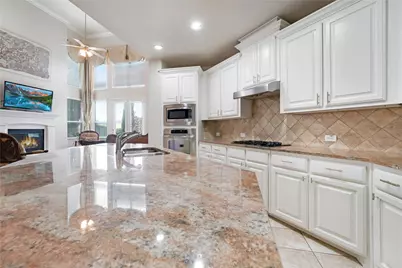 8316 Lindsay Gardens, The Colony, TX 75056 - Photo 10