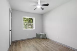 513 Hardy Dr, Garland, TX 75041 - Photo 10