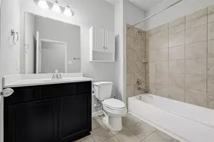 124 Camelot Pl Ct, Conroe, TX 77304 - Photo 18