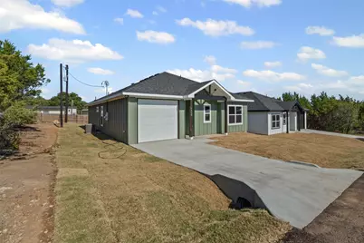 3402 Hilltop Road, Granbury, TX 76048 - Photo 2