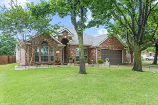 10802 St Annes Dr, Rowlett, TX 75089 - Photo 2