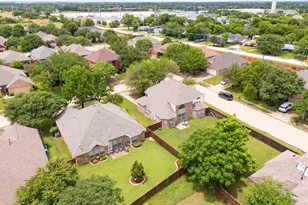 10802 St Annes Dr, Rowlett, TX 75089 - Photo 40
