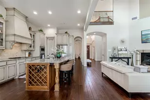 200 San Bernard Dr, Irving, TX 75039 - Photo 22