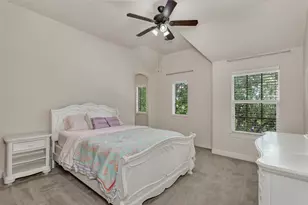 200 San Bernard Dr, Irving, TX 75039 - Photo 34