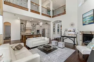 200 San Bernard Dr, Irving, TX 75039 - Photo 26