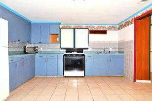1007 W Collins St, Denton, TX 76201 - Photo 8