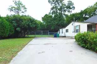 1007 W Collins St, Denton, TX 76201 - Photo 22