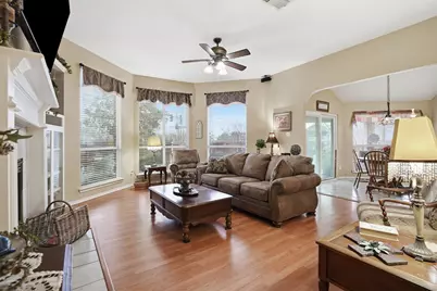 901 Dylan Court, Burleson, TX 76028 - Photo 28