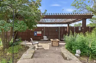 901 Dylan Ct, Burleson, TX 76028 - Photo 36