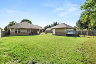 10609 Aquilla Trail, Waco, TX 76708 - Photo 8