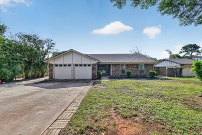 6724 Bartay Drive, North Richland Hills, TX 76182 - Photo 2