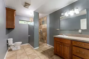 1502 Adelaide Dr, Dallas, TX 75216 - Photo 24
