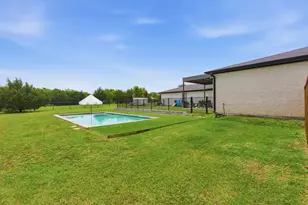 1413 Lariat Cir, Oak Leaf, TX 75154 - Photo 34