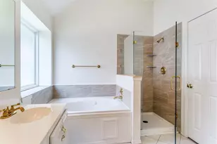 104 Dorsett Dr, Irving, TX 75063 - Photo 18