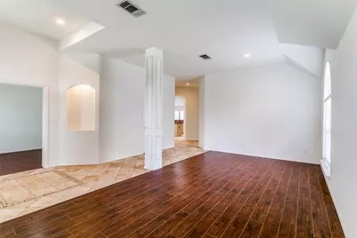 104 Dorsett Drive, Irving, TX 75063 - Photo 6