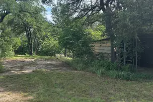 9400 Live Oak Ln, Fort Worth, TX 76179 - Photo 24