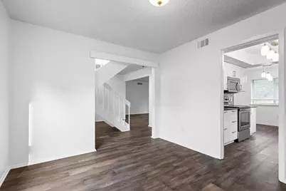 222 Wildfire Drive, Lewisville, TX 75067 - Photo 8