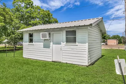 815 S Fairway Street, Fairfield, TX 75840 - Photo 12