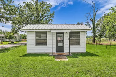 815 S Fairway Street, Fairfield, TX 75840 - Photo 1