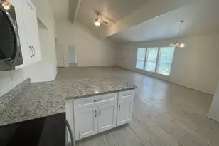 1816 Hidden Valley Rd, Granbury, TX 76049 - Photo 6