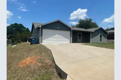 1816 Hidden Valley Road, Granbury, TX 76049 - Photo 2
