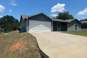 1816 Hidden Valley Rd, Granbury, TX 76049 - Photo 2