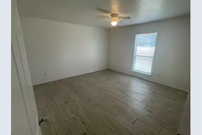 1816 Hidden Valley Road, Granbury, TX 76049 - Photo 16