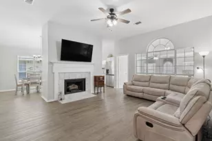 1909 Timberline Ln, Sherman, TX 75092 - Photo 2