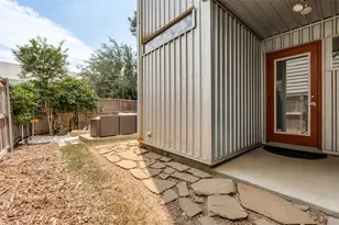 4605 Lester Dr, Dallas, TX 75219 - Photo 38
