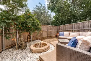 4605 Lester Dr, Dallas, TX 75219 - Photo 2