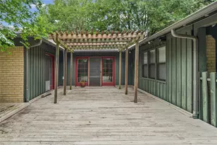 2823 Laurel Ln, Commerce, TX 75428 - Photo 8