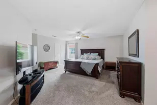 105 Vivian Dr, Waxahachie, TX 75165 - Photo 24