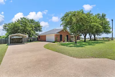 100 Northern Star, Bruceville, TX 76630 - Photo 2