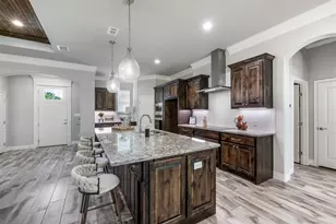 10301 Ravenswood Rd, Granbury, TX 76049 - Photo 14
