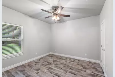 10301 Ravenswood Road, Granbury, TX 76049 - Photo 32