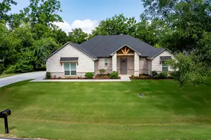10301 Ravenswood Rd, Granbury, TX 76049 - Photo 4