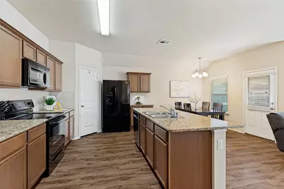 2104 Shady Glen Trail, Princeton, TX 75407 - Photo 10
